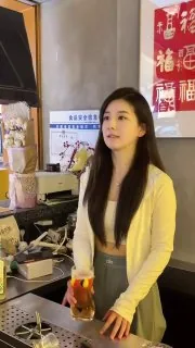 紧急撤回一口啤酒