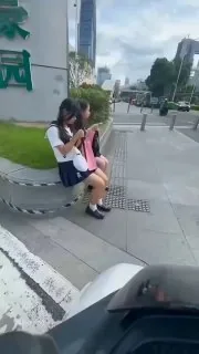 这是不是太冒昧了，直接上手啊？ #搭讪       ⠀