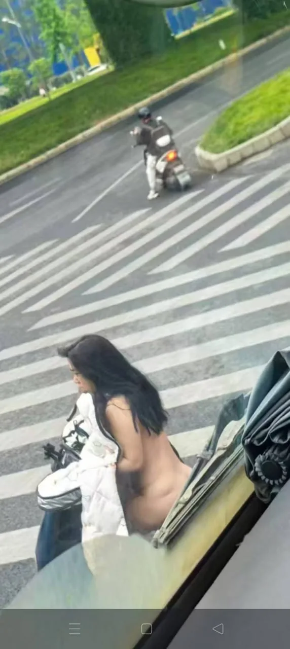 👀 天气太热 散散味