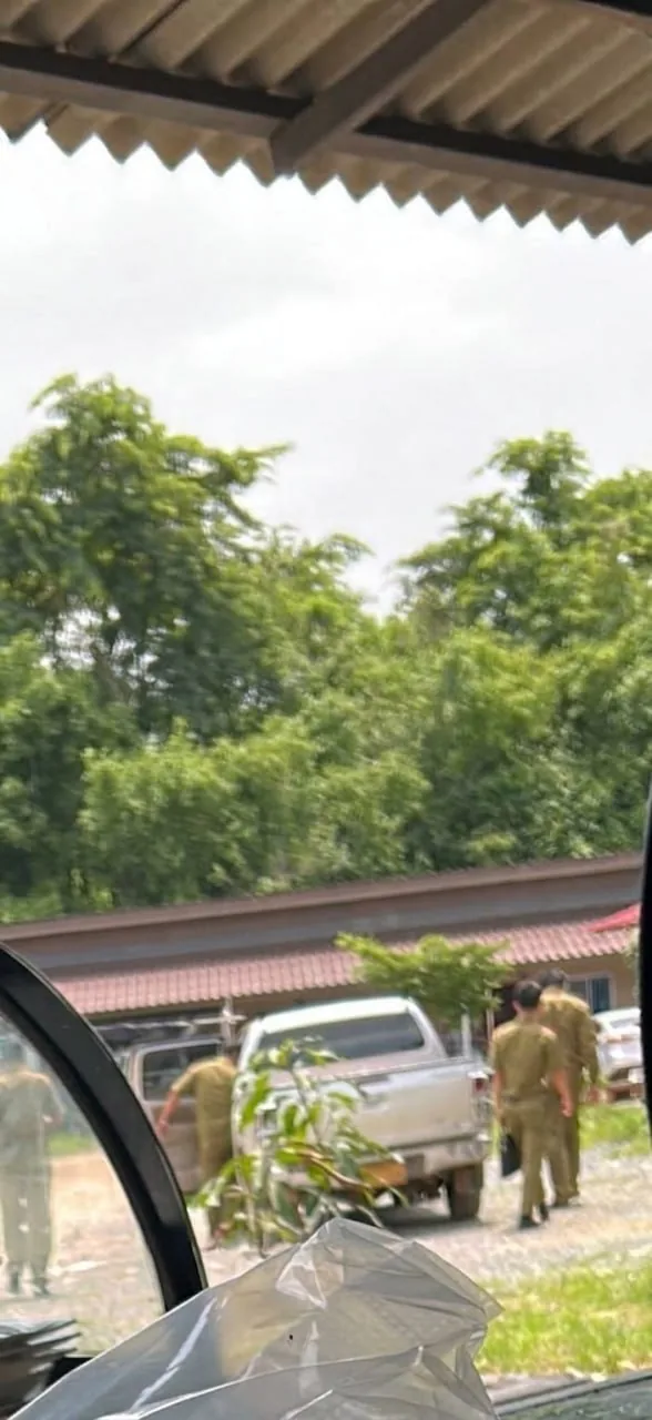#网友反馈：老挝金三角特外的平安村附近，今天早上8点就开始挨家挨户的敲门检查 图片 2