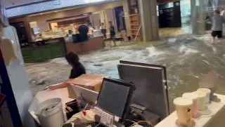 泡水咯 #暴雨
