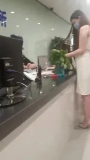 #苏州夜场突击检查多名女子被带走网友热议难怪很多人没有对象