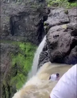 等水流干吧