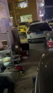 这么优秀的吗，两女争抢
