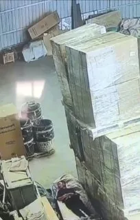 谁的闹钟那么大压力！！一下就清醒！！