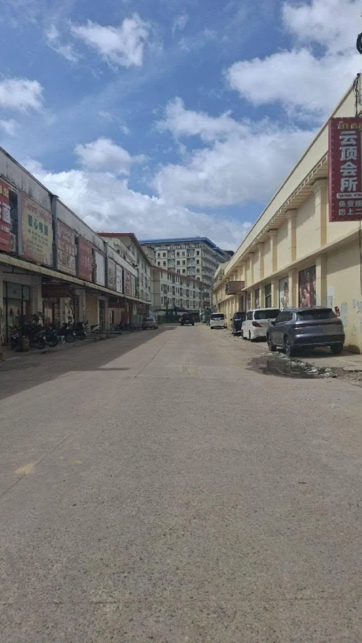 #柬埔寨木牌街景 图片 2