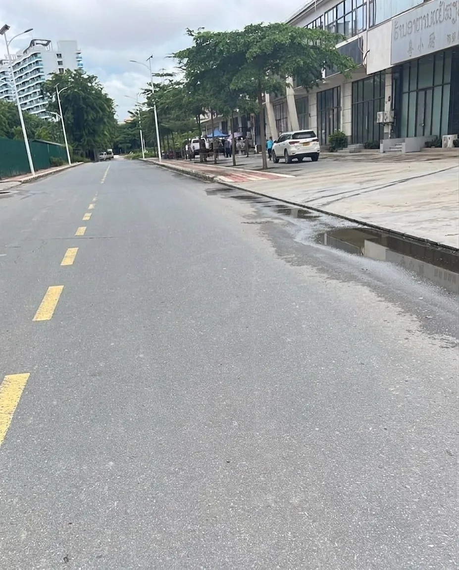 #老挝金三角美龙湾别墅区被包围 图片 2